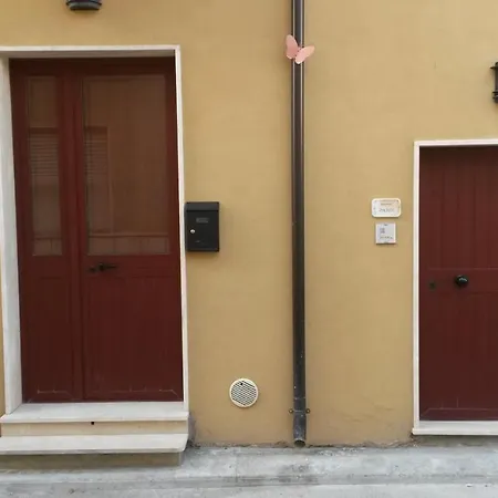 Nosside- Erasippe Apartment *
